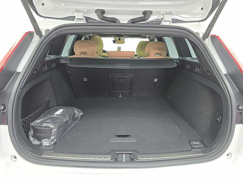 Volvo Ultra, B5 AWD 마일드 하이브리드, 가솔린, 브라이트