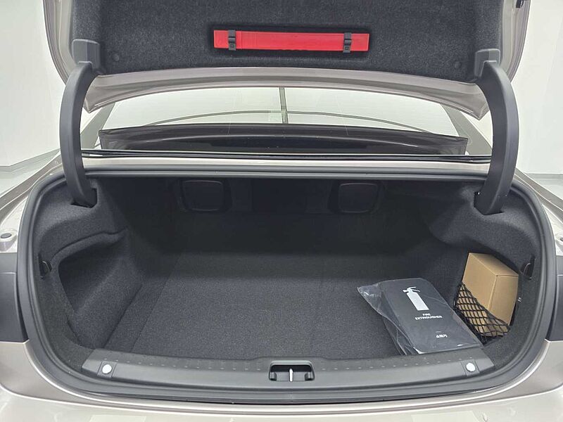 Volvo  Ultra, B5 마일드 하이브리드, 가솔린, 다크