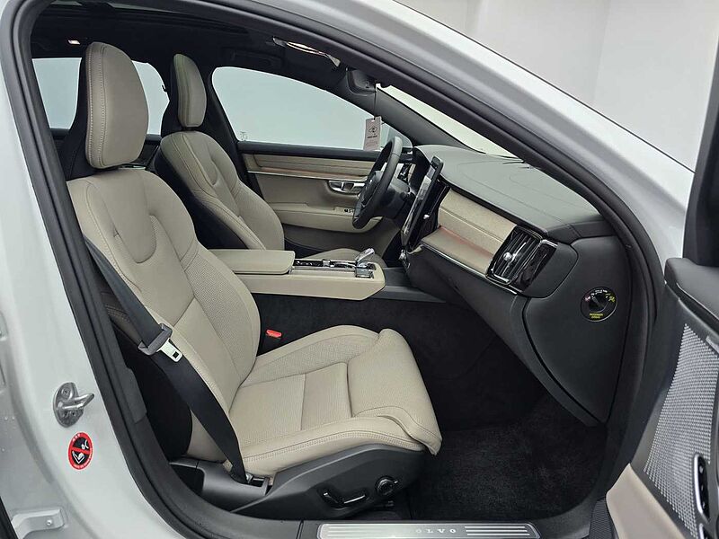 Volvo Ultra, B5 마일드 하이브리드, 가솔린, 브라이트