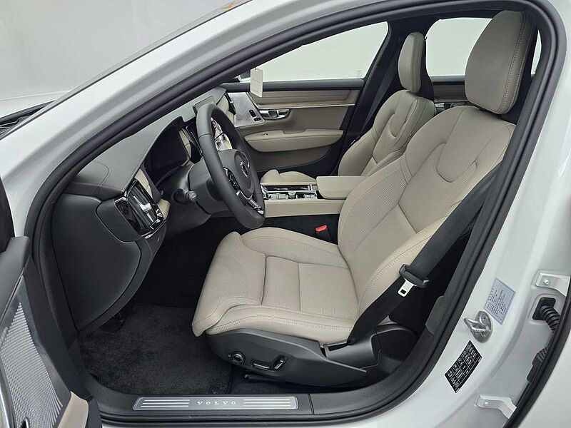 Volvo Ultra, B5 마일드 하이브리드, 가솔린, 브라이트