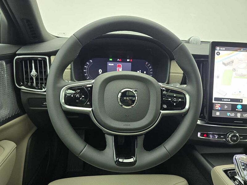 Volvo Ultra, B5 마일드 하이브리드, 가솔린, 브라이트
