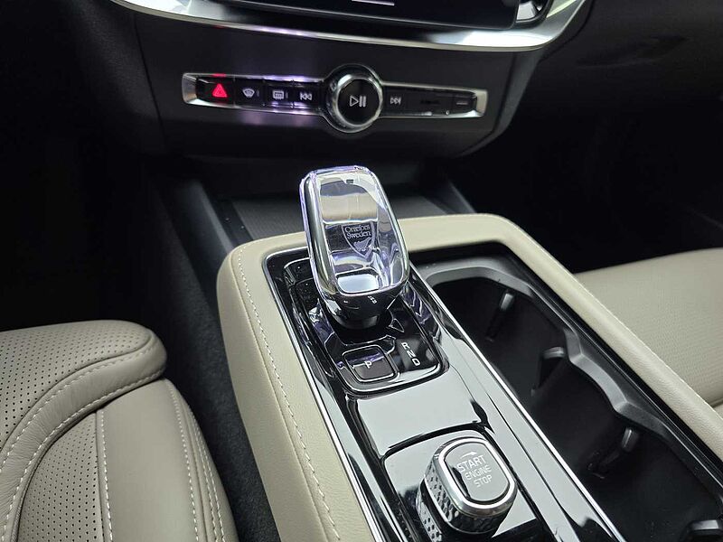 Volvo Ultra, B5 마일드 하이브리드, 가솔린, 브라이트