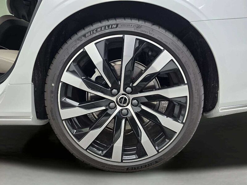 Volvo Ultra, B5 마일드 하이브리드, 가솔린, 브라이트