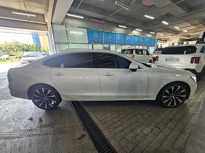 Volvo  Ultra, B5 마일드 하이브리드, 가솔린, 브라이트