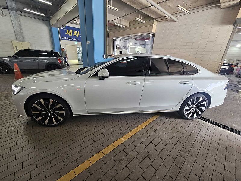 Volvo  Ultra, B5 마일드 하이브리드, 가솔린, 브라이트