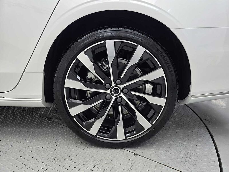 Volvo  Ultra, B5 마일드 하이브리드, 가솔린, 브라이트