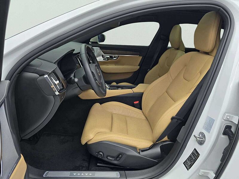 Volvo Ultimate, B6 AWD 마일드 하이브리드, 가솔린, 브라이트