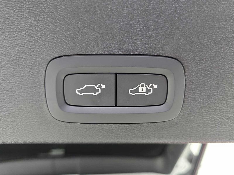 Volvo  Ultra, B4 AWD 마일드 하이브리드, 가솔린, 다크