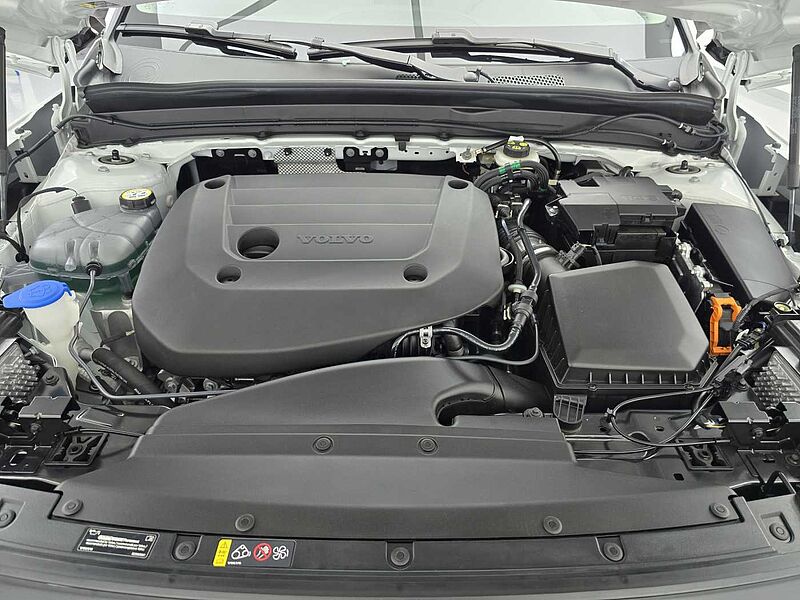 Volvo  Ultra, B4 AWD 마일드 하이브리드, 가솔린, 다크