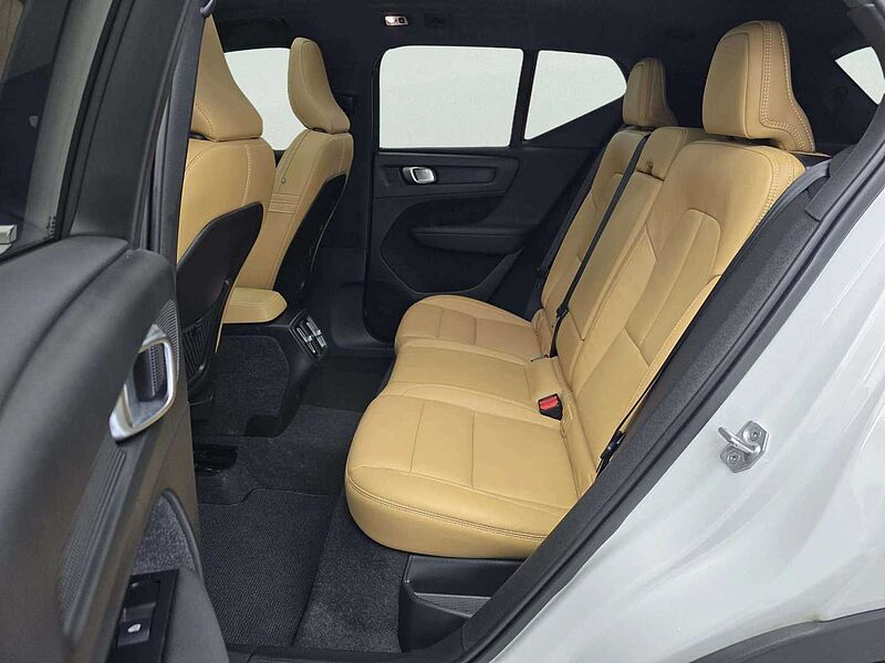 Volvo  Inscription, B4 AWD Momentum