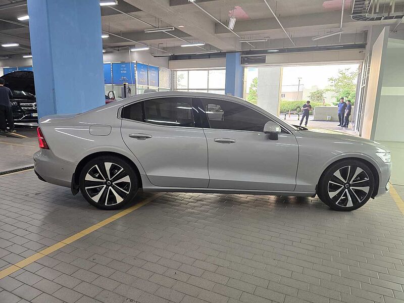 Volvo  Ultimate, B5 마일드 하이브리드, 가솔린, 브라이트