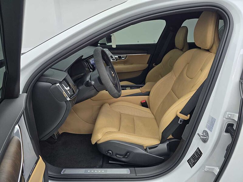 Volvo Ultimate, B6 AWD mild hybrid, 가솔린, Bright